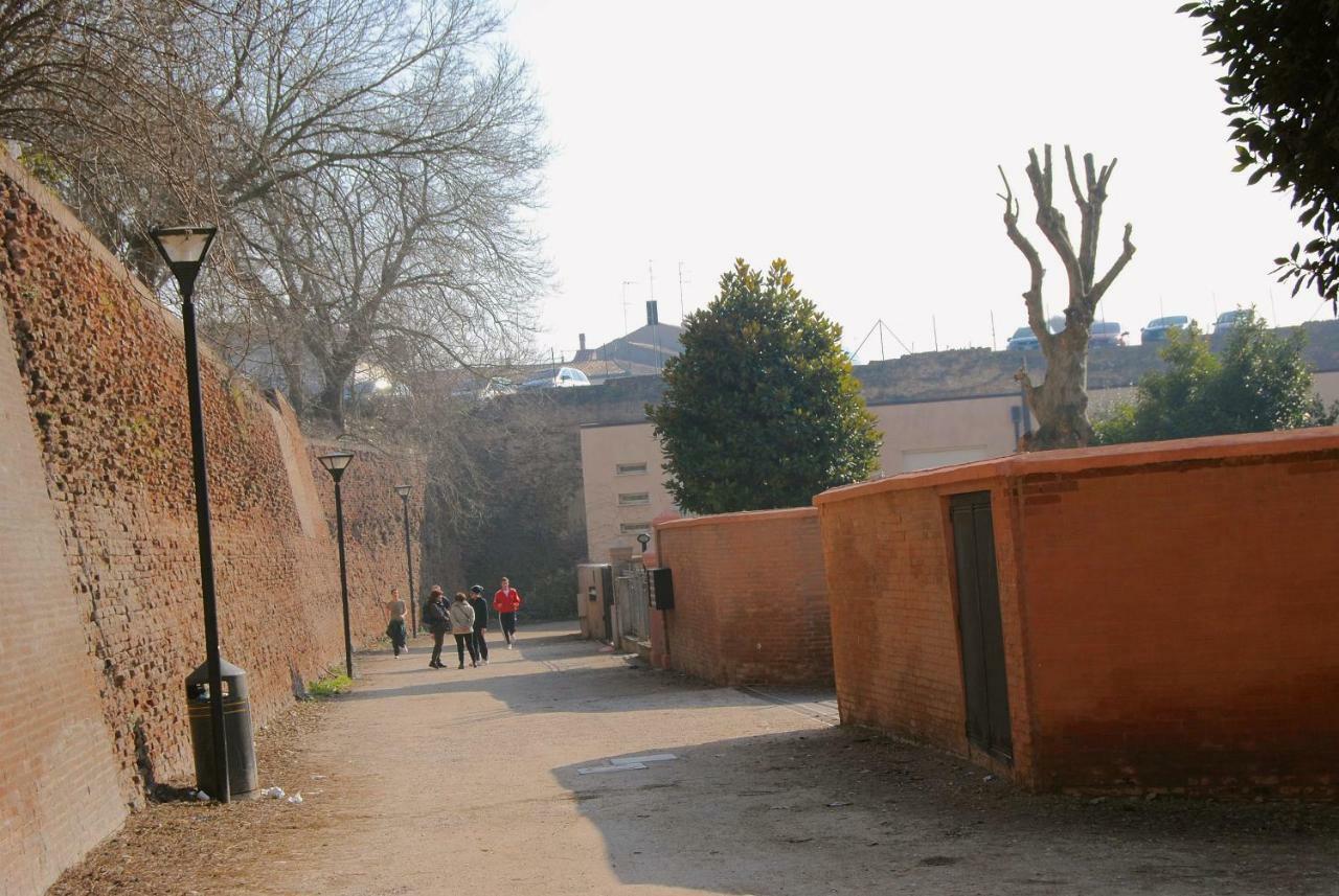 Charming Flat In Centro A Ferrara Con Posto Auto Villa Ngoại thất bức ảnh