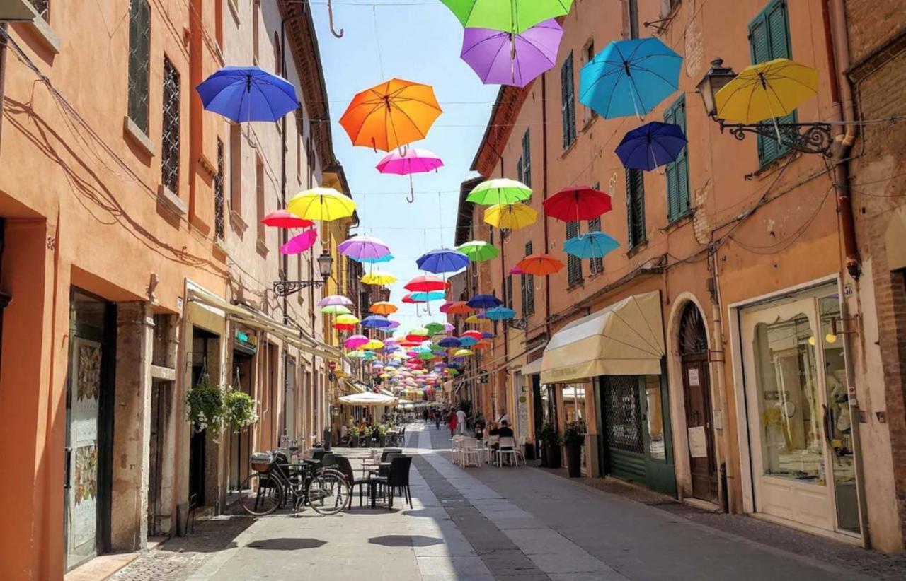 Charming Flat In Centro A Ferrara Con Posto Auto Villa Ngoại thất bức ảnh